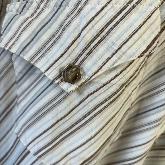 Roper Blouse with Cuff Embroidery - Picture 6 of 8